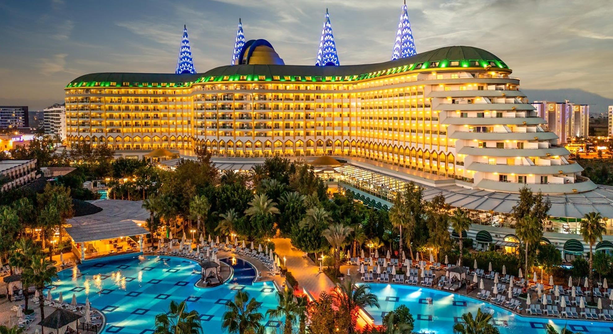 تور انتالیا نوروز 1403 با پرواز پگاسوس ترک